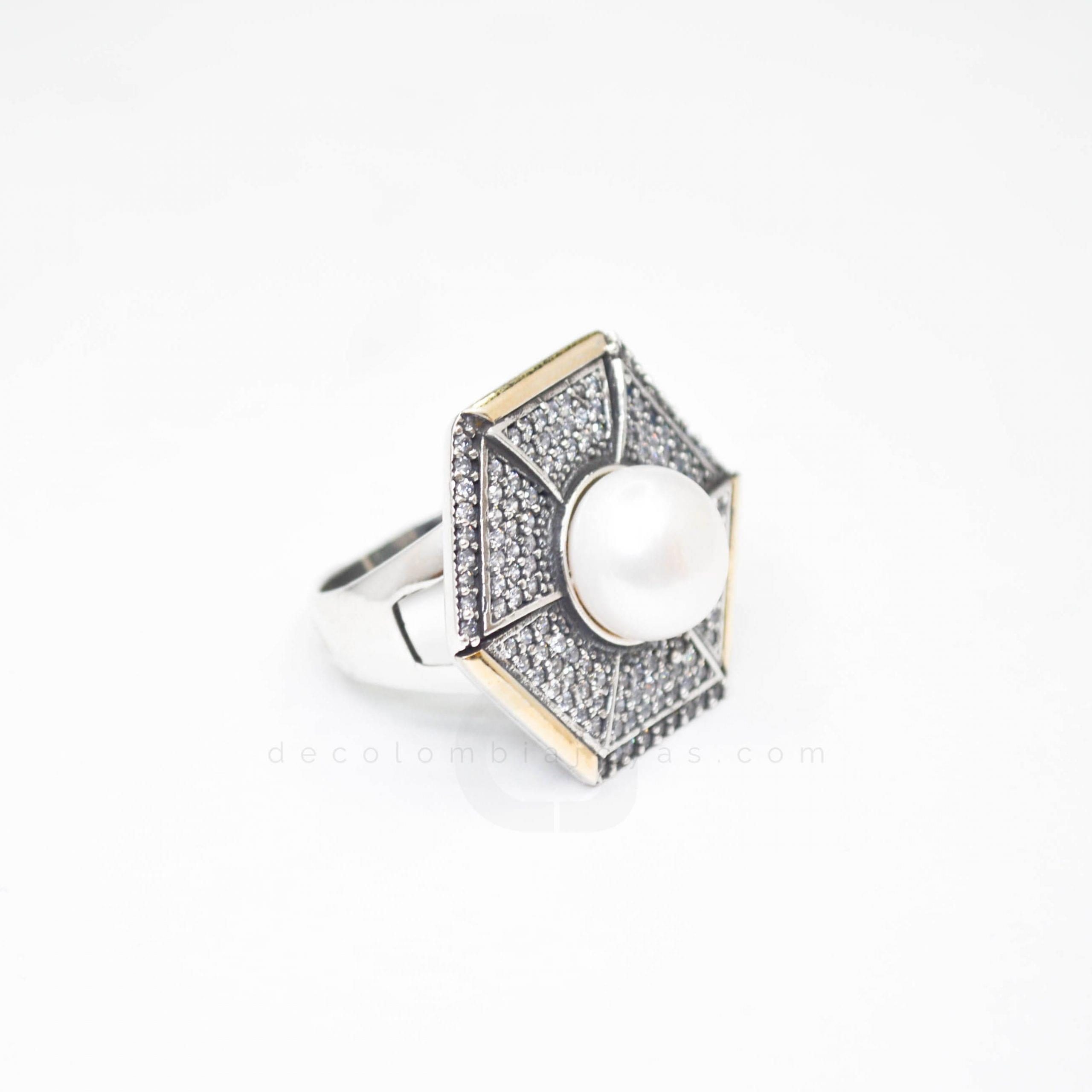 Anillo en forma de Hex?gono con perla central AX8 - Imagen 2