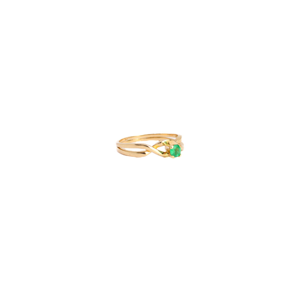 Anillo Compromiso con Esmeralda